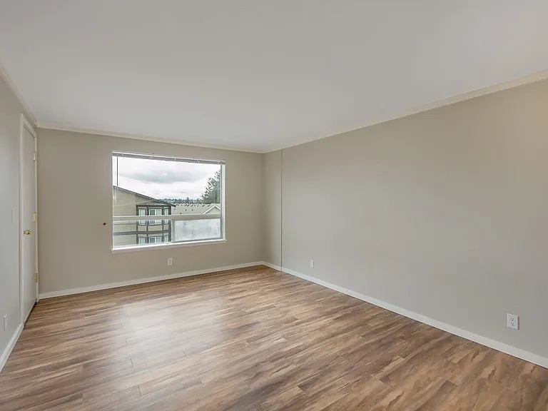 Granview Apartments — Photo 9
