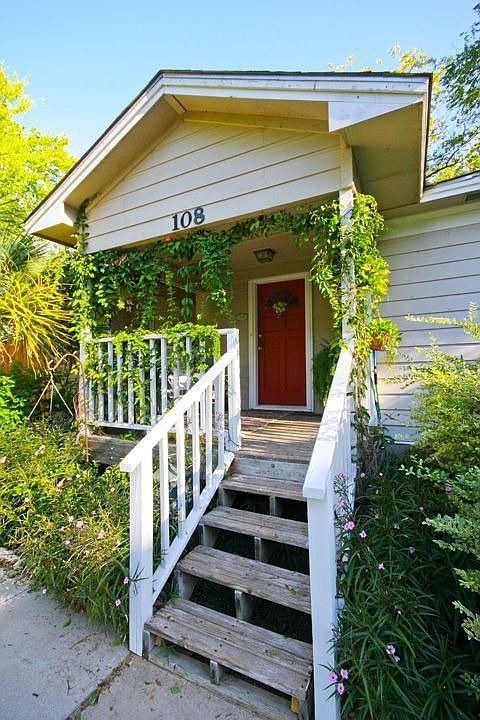 Porch 1