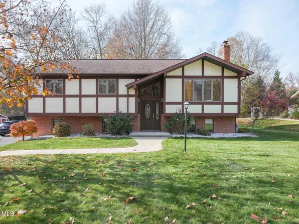 107 Godfrey Ln, Hollidaysburg, PA 16648