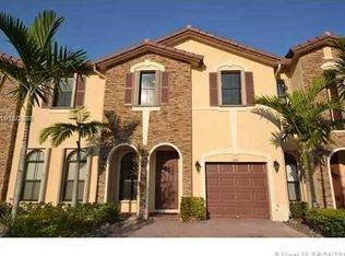 3243 NW 103rd Path, Doral, FL 33172