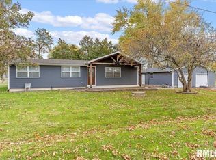 6096 Byron St, Pleasant Plains, IL 62677