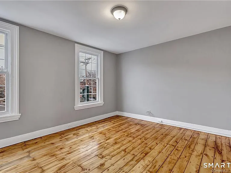 981 State St #2 — Photo 12