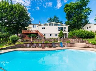 32 Midland Ave, Central Valley, NY 10917