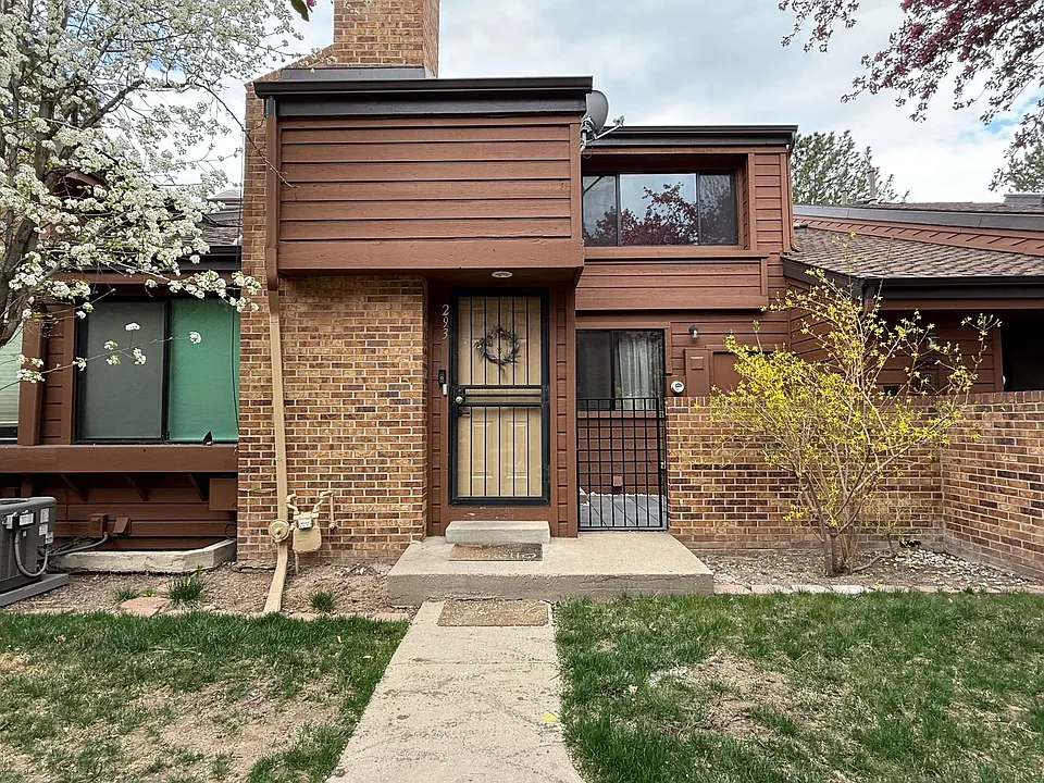 2685 S Dayton Way #293