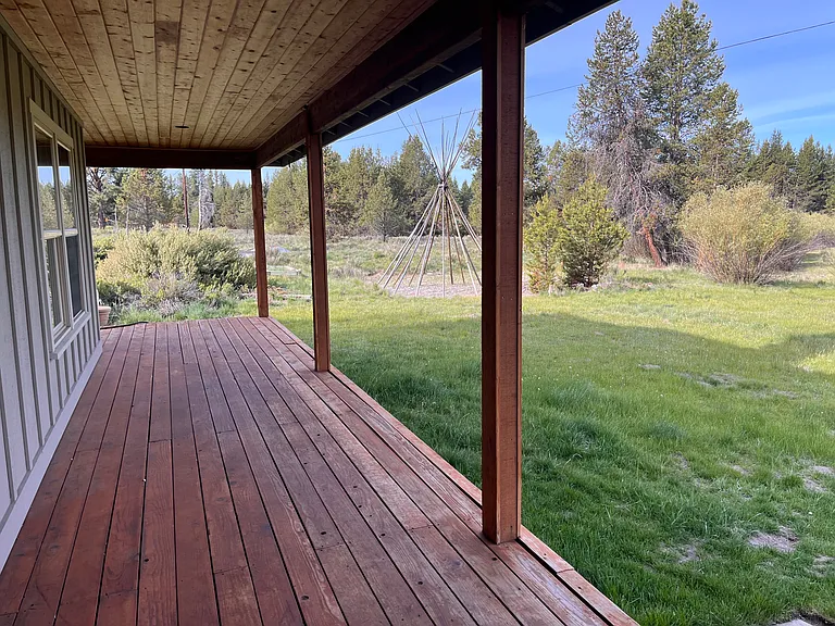 55219 Huntington Rd — Photo 43