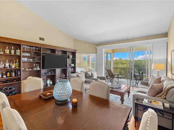 4650 Yacht Harbor DR #133, NAPLES, FL 34112