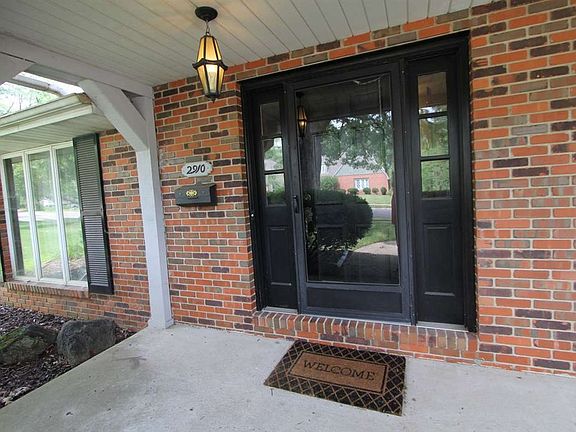 3rd image of 2910 W Winterberry Ln