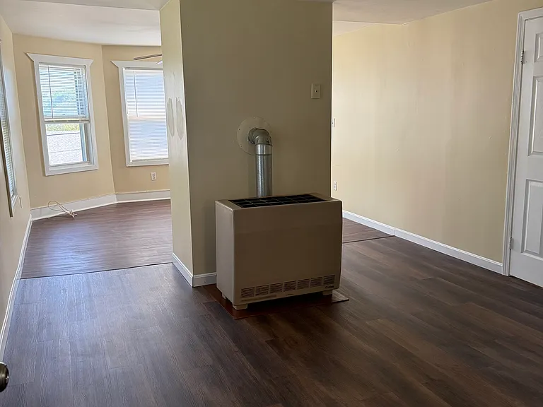 275 State St #2 — Photo 4