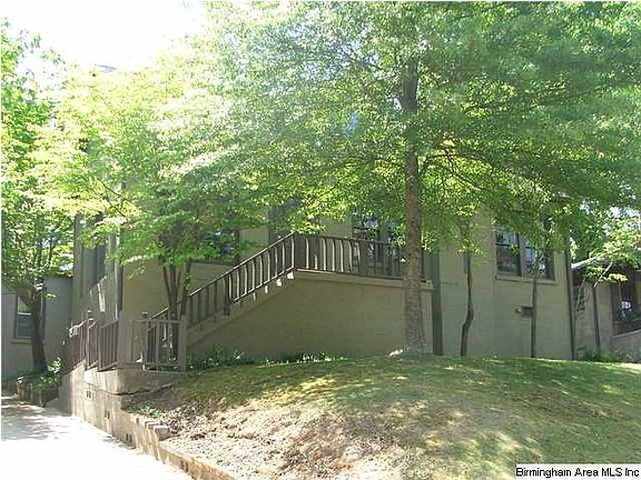 2nd image of 517 Poinciana Dr