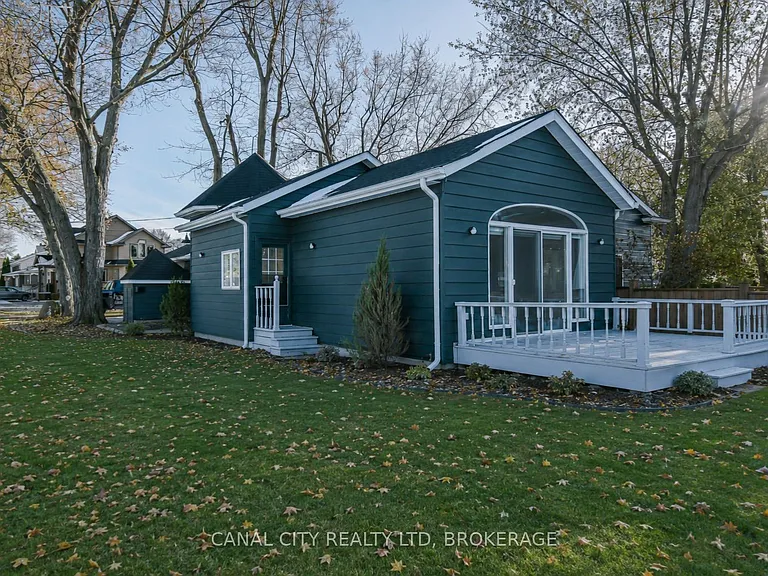 6 Colton Ave — Photo 35