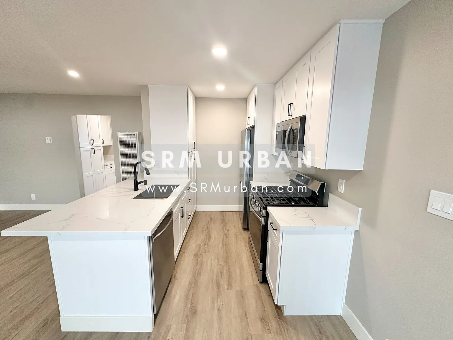 1 bed, 650 sqft, $2,295 — Photo 2