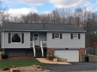 132 W McQuistion Rd, Butler, PA 16001