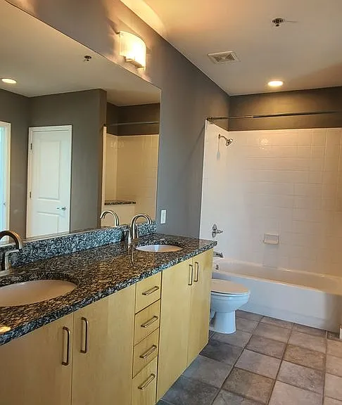 943 Peachtree St NE #1018 — Photo 7