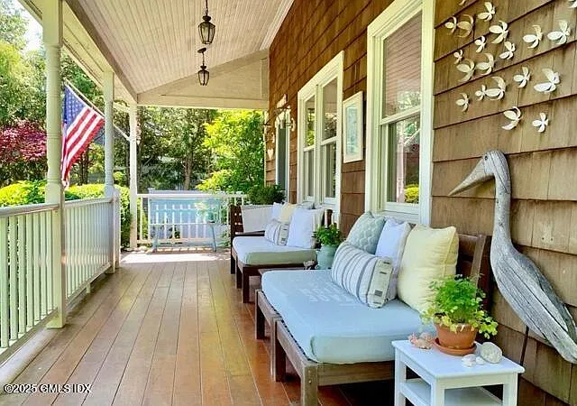 6 Irvine Rd — Photo 1