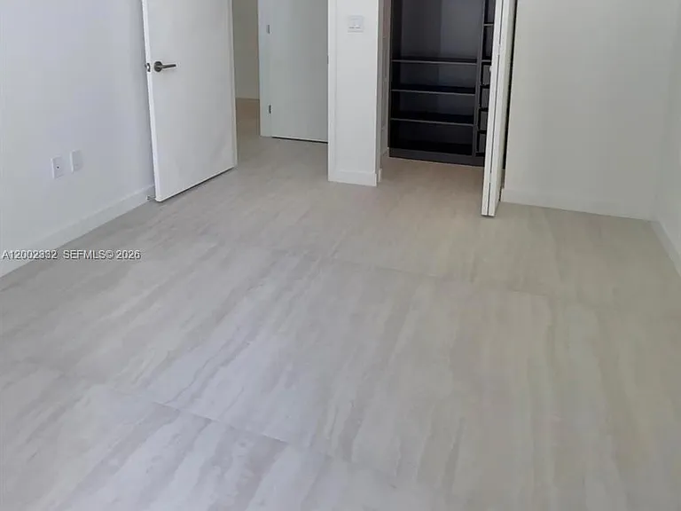 77 SE 5th St #1010 — Photo 10