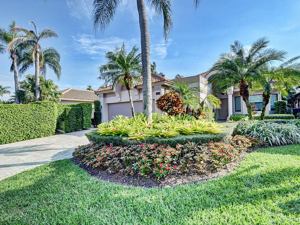 Home For Sale In Broken Sound Country Club