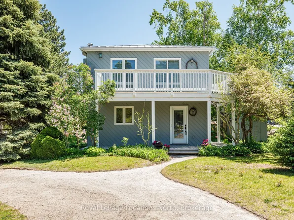102 Fraser Cres, The Blue Mountains, ON L9Y 0M8
