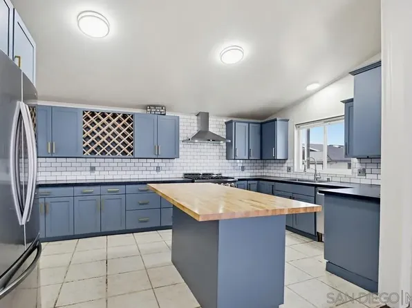 611 Via Santa Paulo, Vista, CA 92081