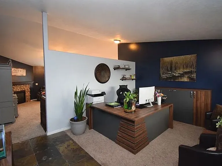 8225 S Summit Valley Dr — Photo 2