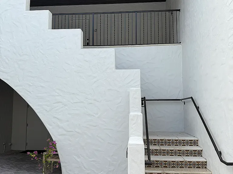 301 W Comstock Ave #4 — Photo 24