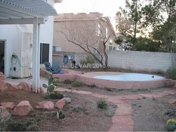 4th image of 2710 Cricket Hollow Ct