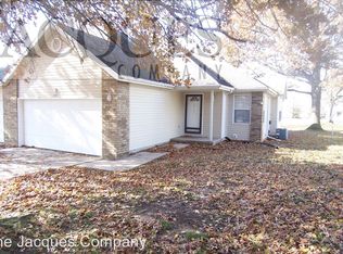 4151 S El Salvador Ave, Springfield, MO 65807