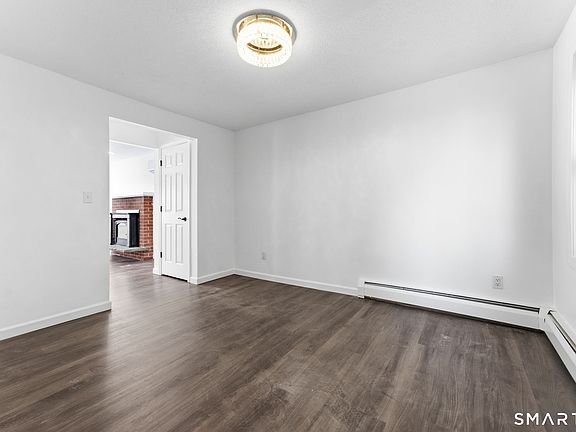 4th image of 19 Kent Court