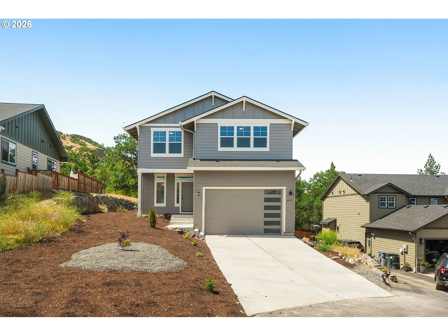 1405 Gordon Ct photo 1