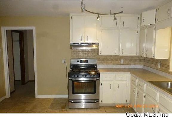 5th image of 312 SE 50th Ave