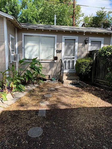 1215 W Russell Pl #REAR COTTAGE Photo 1