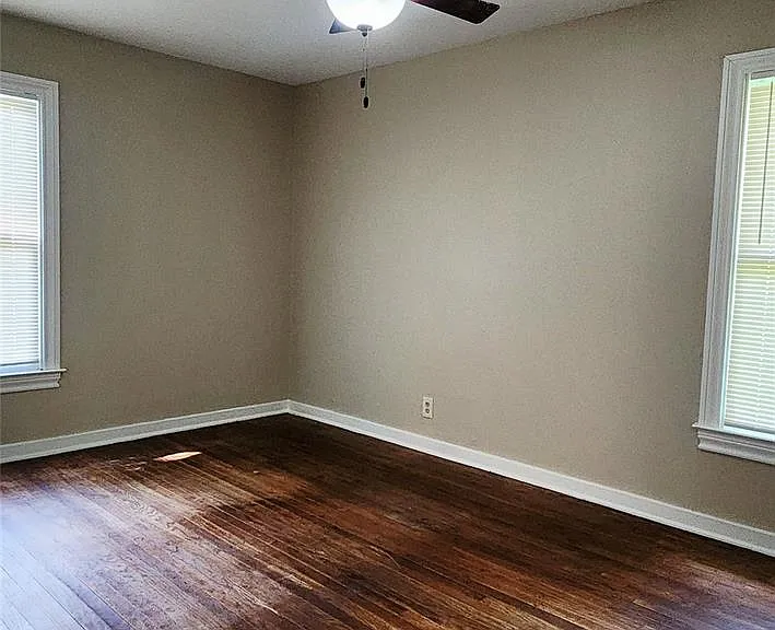 222 Winding Way St — Photo 11
