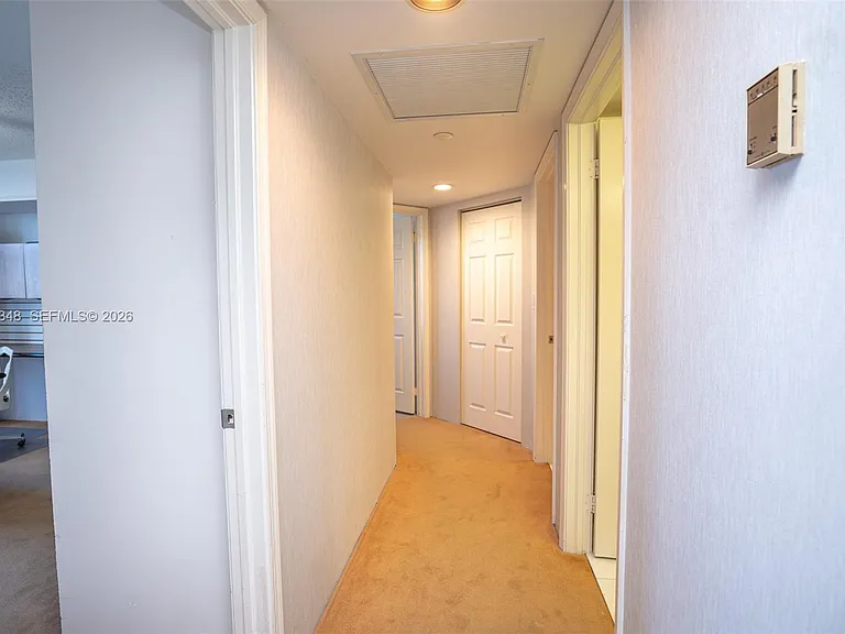 3530 Mystic Pointe Dr #1401 — Photo 26