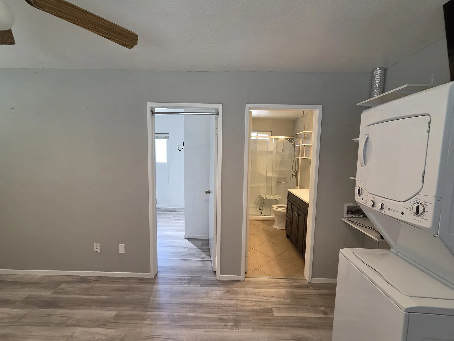 1 bed, 850 sqft, $2,200 — Photo 4