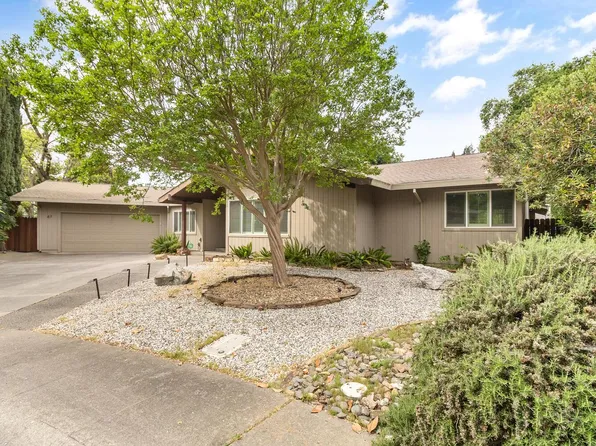 87 Breckenwood Way, Sacramento, CA 95864