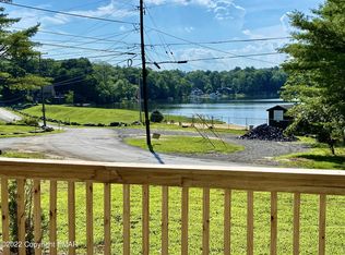 6328 Lakeshore Dr E, East Stroudsburg, PA 18302
