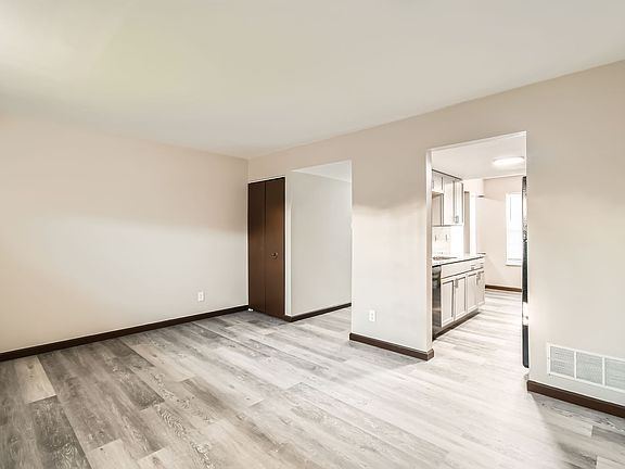 2nd image of 6168 Fortin Ct