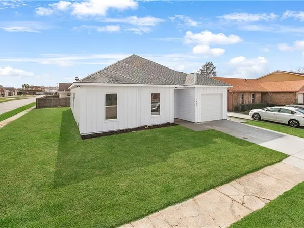 1600 Cottage Ln, Harvey, LA 70058