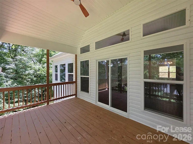 595 Foxwood Dr SE — Photo 28