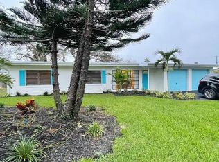 112 Surf Dr, Cocoa Beach, FL 32931