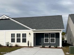 703 Discovery Cv, Newport, NC 28570