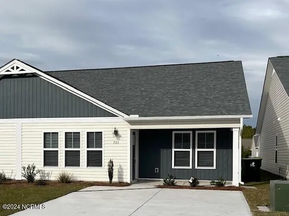 703 Discovery Cove, Newport, NC 28570
