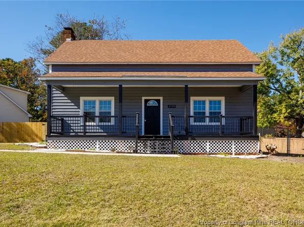 3709 Clearwater Dr, Fayetteville, NC 28311