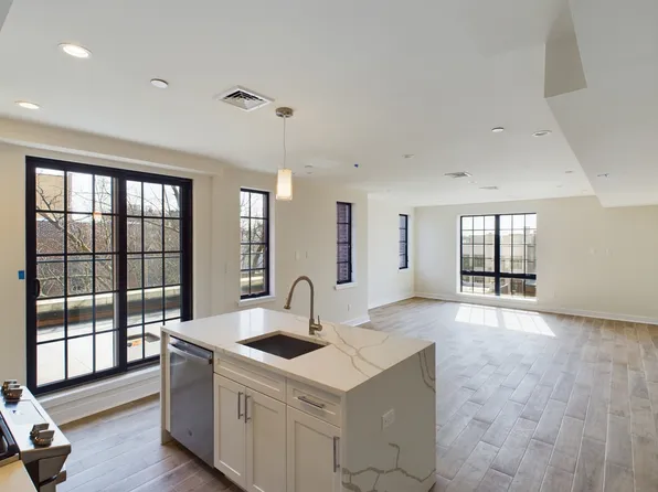 25-70 32nd Street image 1 of 5