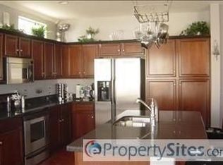 6038 W Running Deer Trl, Phoenix, AZ 85083