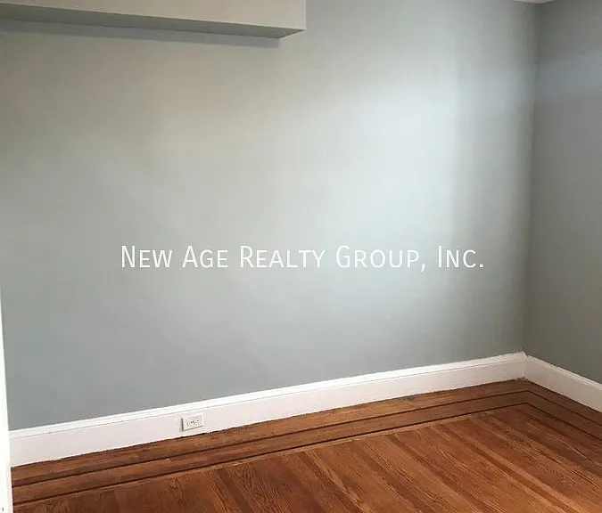 244 W Girard Ave #2 — Photo 4
