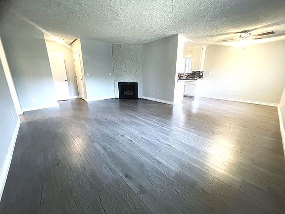 2nd image of 10914 Rose Ave #1