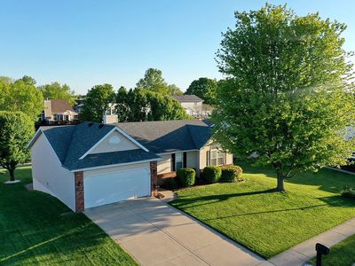 10 Cedarbrooke, Troy, IL, 62294