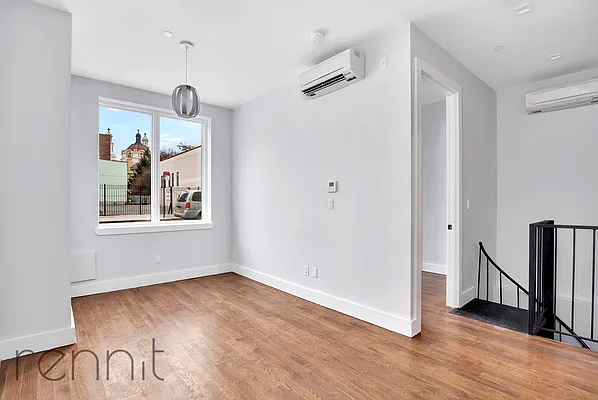 Rented by Rennit Inc. | media 2