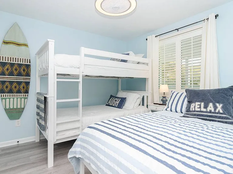 2302A Surfrider Cir — Photo 19