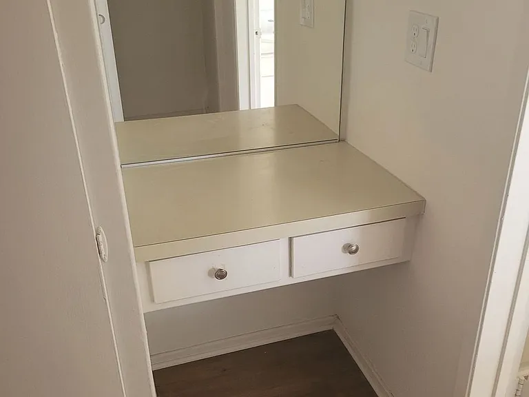 100 - Kimberly Apartments — Photo 26
